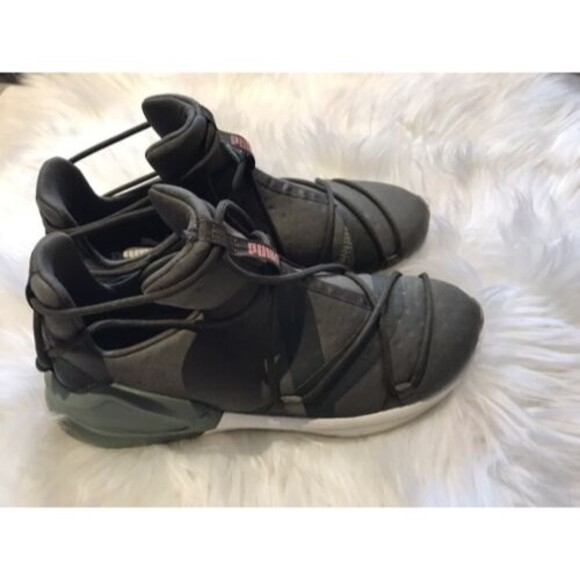 EUC Puma Fierce Rope Art No. 19013601 Women's Sneakers Size 7 Eu 38 Olive Green - Picture 3 of 9